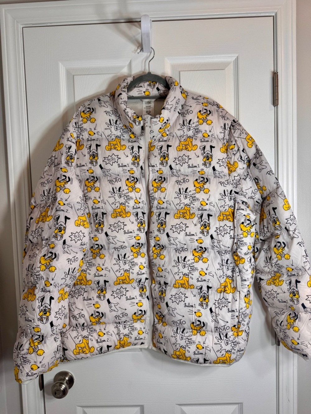 NWT Disney Pluto the dog puffer coat XXL.